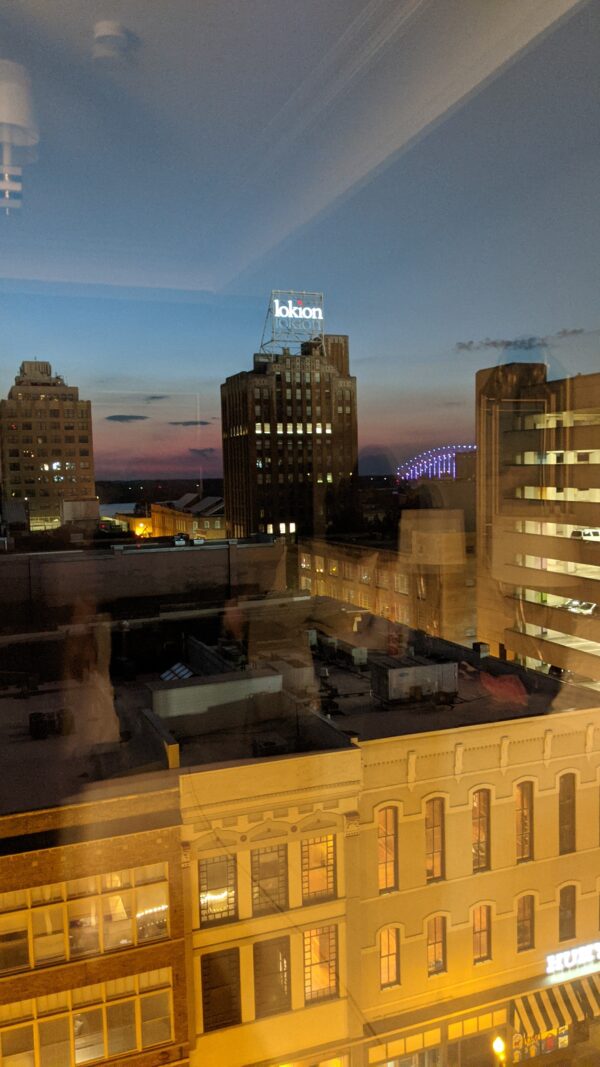 planning a first date in a city neither of you have been to